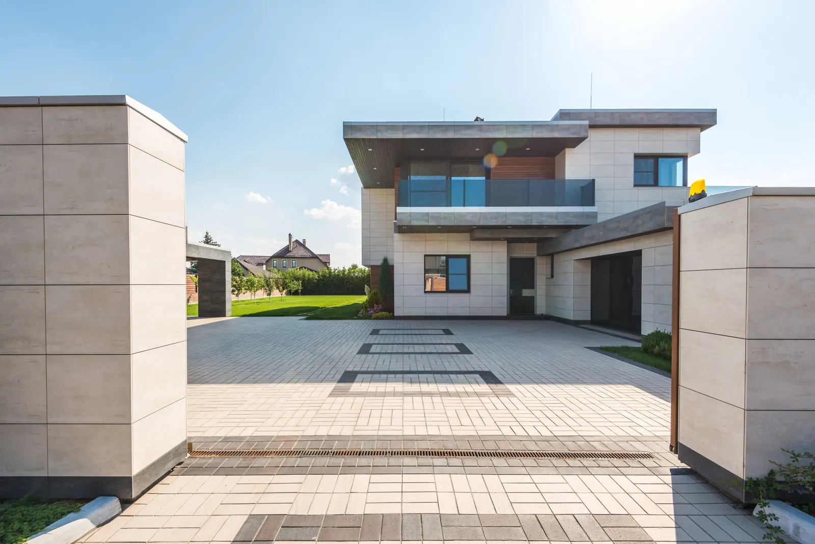 Modern architect-designed house — house in Bertrange